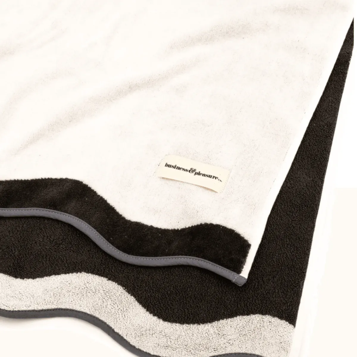 minnow Business & Pleasure Riviera Beach Towel White Clearance