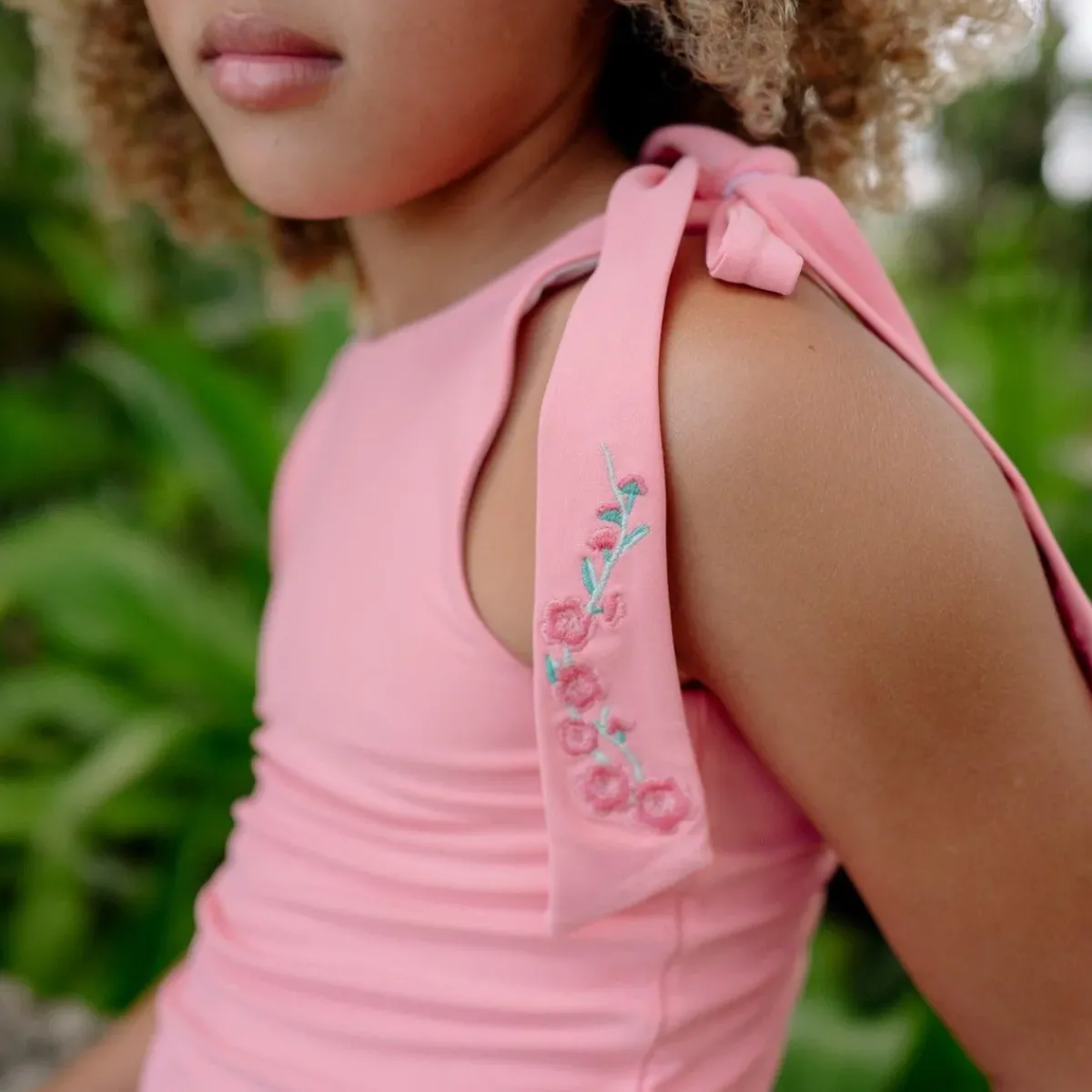 minnow X Fanm Mon Girl's Hibiscus Tie Knot One Piece Coconut Grove White Best