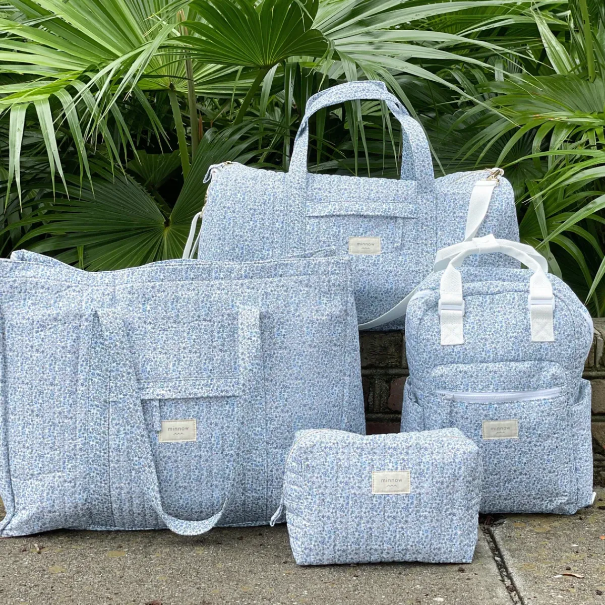 minnow Weekender Duffle Bag | Slate Floral Hot